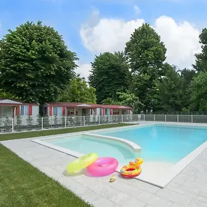 camping-serenissima.hotelinveneto.com/